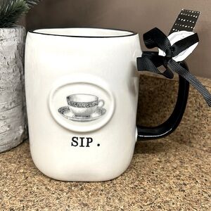 Rae Dunn Sip Mug
